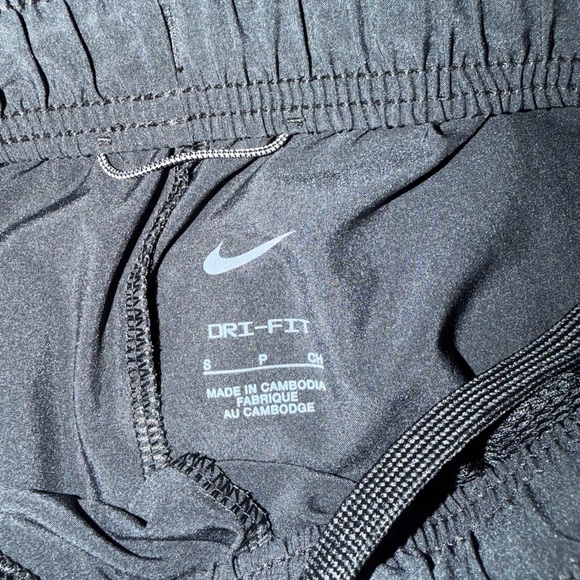 Kids Nike dry fit Black Tracksuit set- unisex - Picture 8 of 11